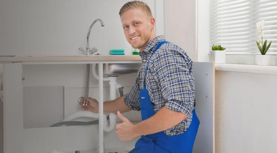 Local water heater installation in Raywood, TX
